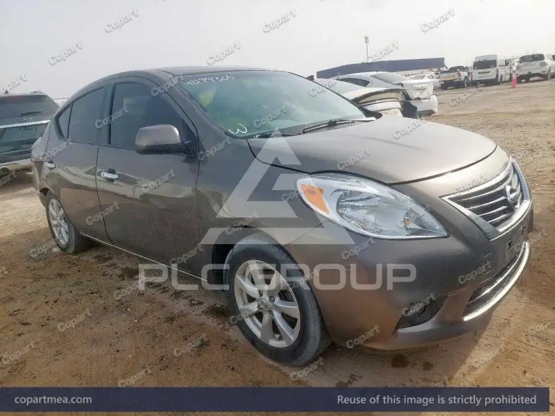 2014 Nissan VERSA