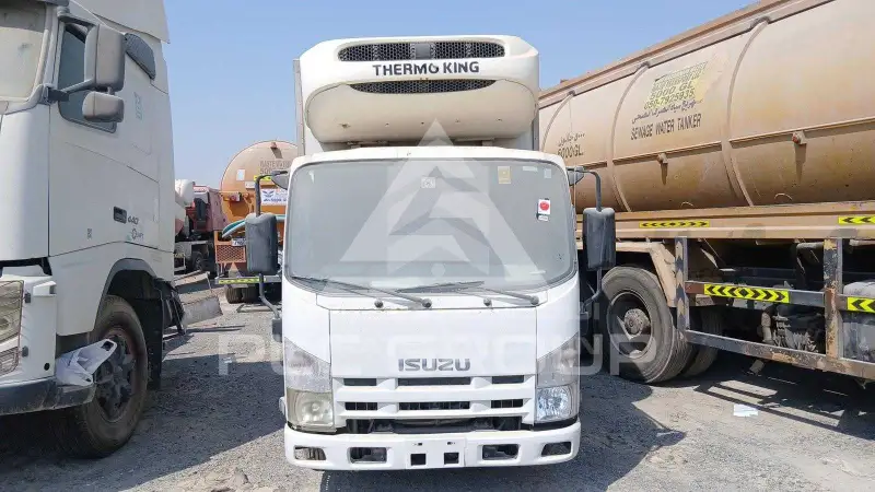 2014 Isuzu NMR
