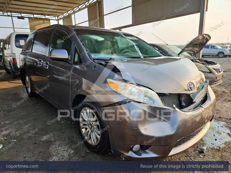 2014 Toyota SIENNA