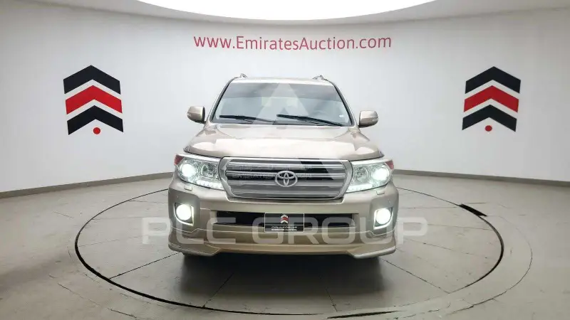 2014 Toyota LAND CRUISER