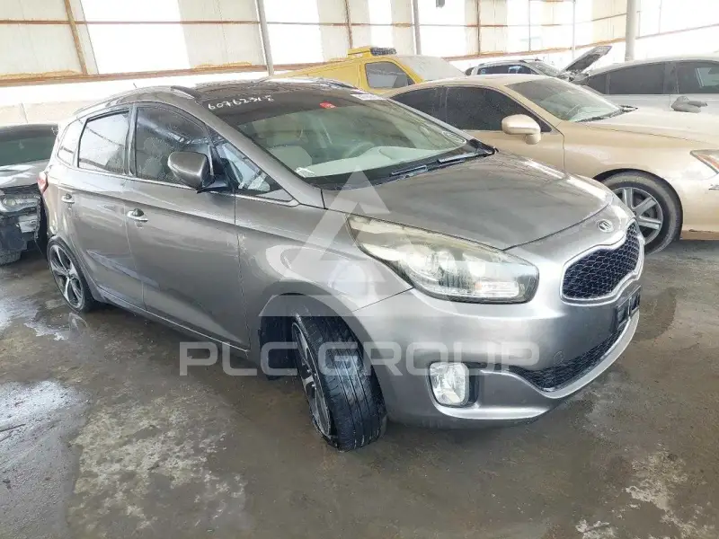 2014 KIA Carens