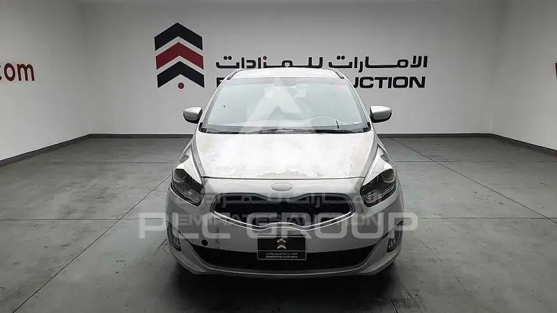 2014 KIA Carens