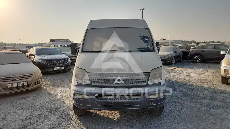 2014 Maxus V80