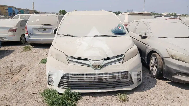 2015 Toyota SIENNA