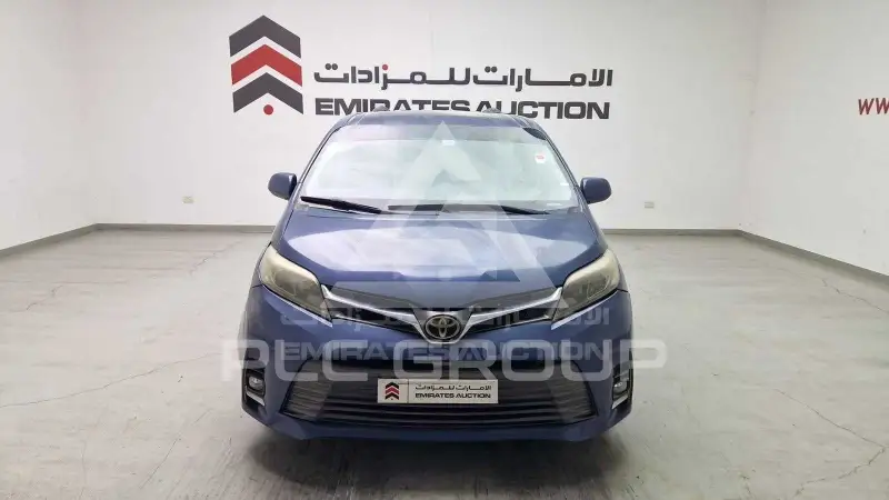 2015 Toyota SIENNA