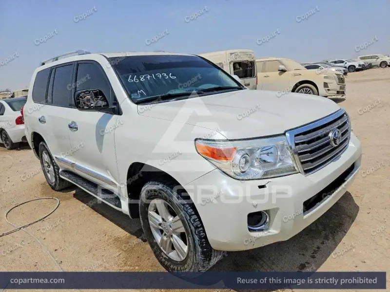 2015 Toyota LAND CRUISER