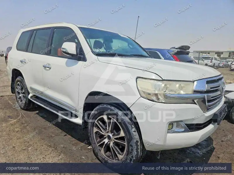 2015 Toyota LAND CRUISER