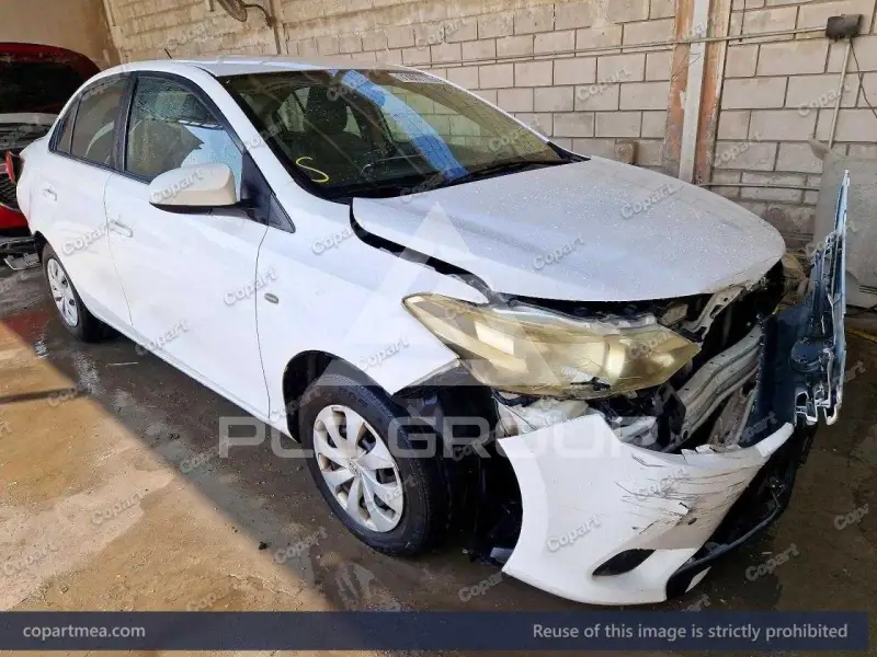 2015 Toyota YARIS