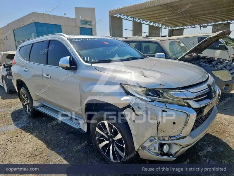 2016 Mitsubishi MONTERO