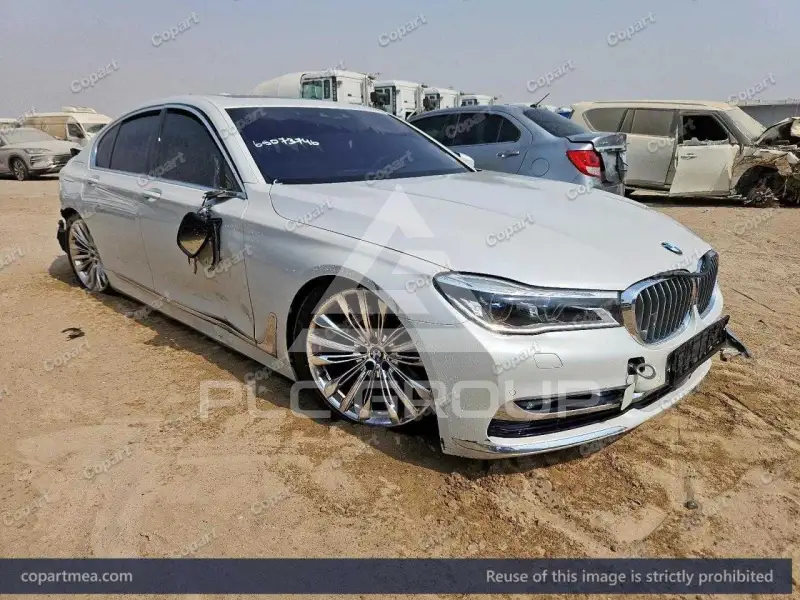 2016 BMW 750