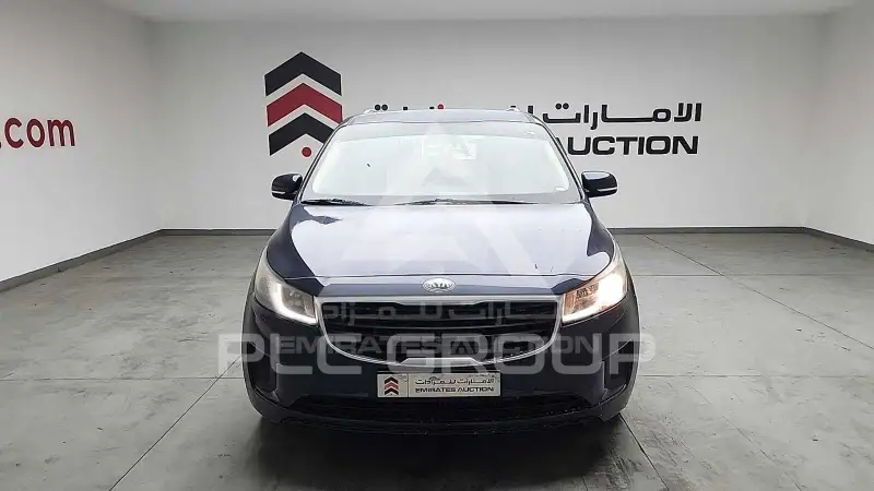 2016 KIA Carnival