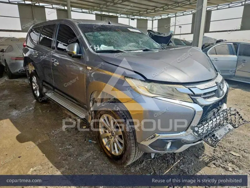 2017 Mitsubishi MONTERO