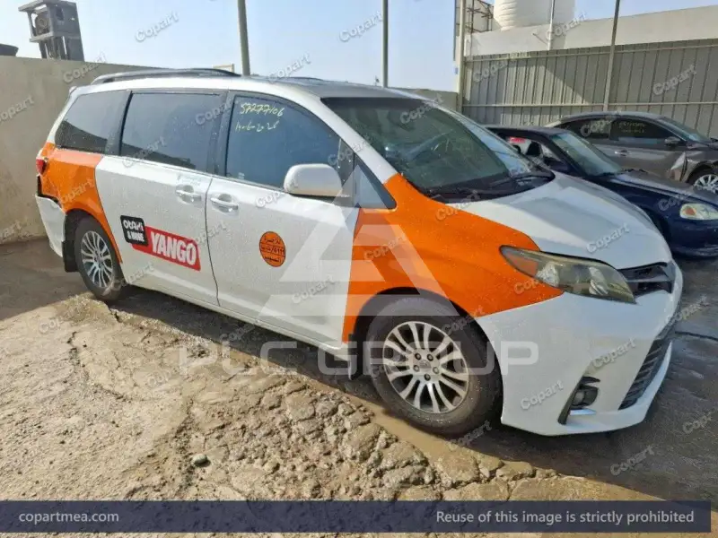 2017 Toyota SIENNA