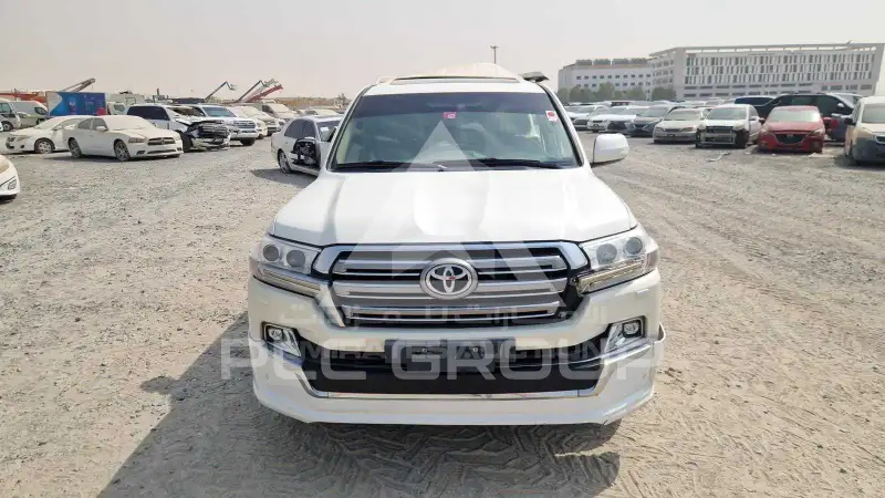 2019 Toyota LAND CRUISER