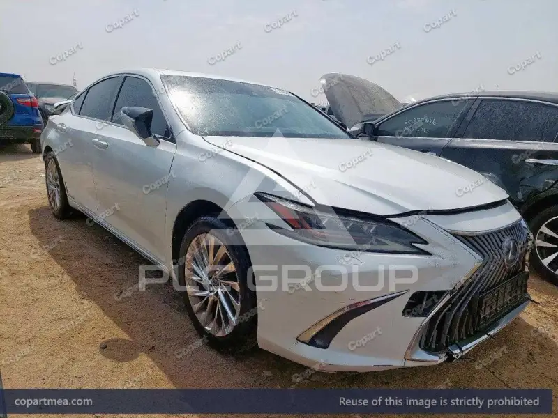 2020 Lexus ES300