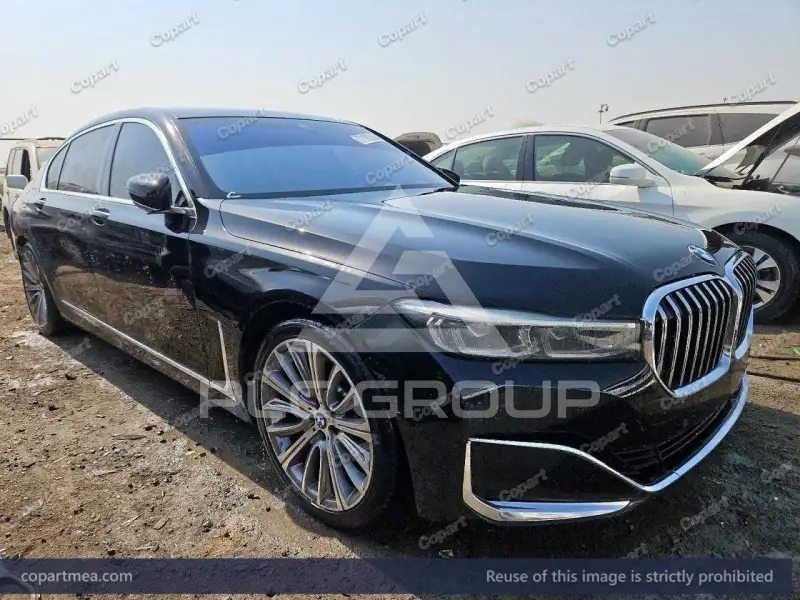 2022 BMW 730