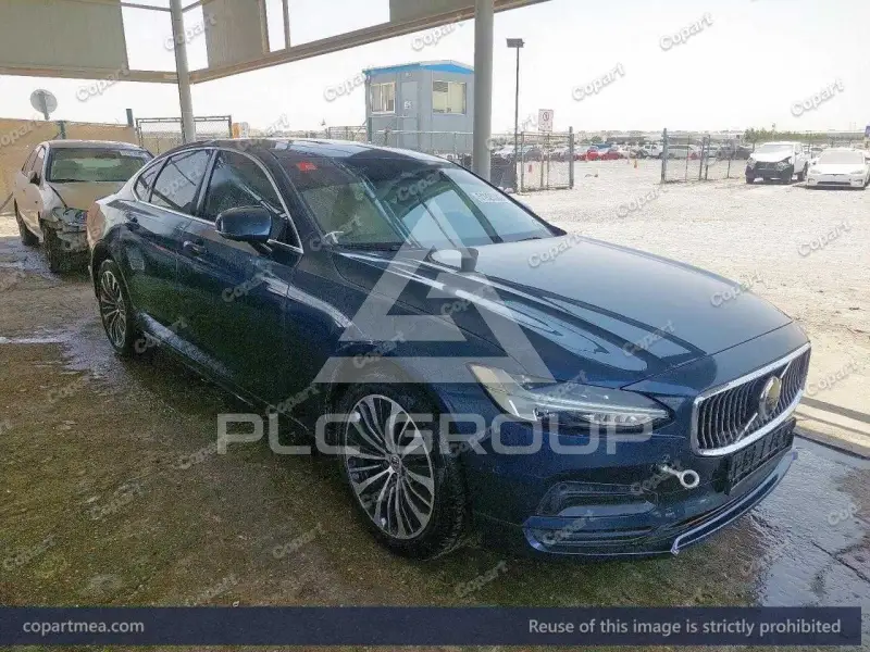 2022 Volvo S90