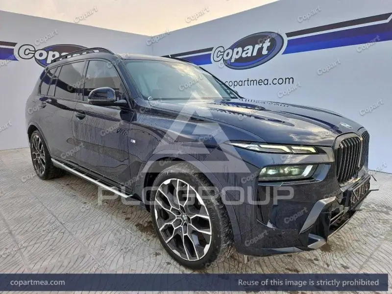2023 BMW X7