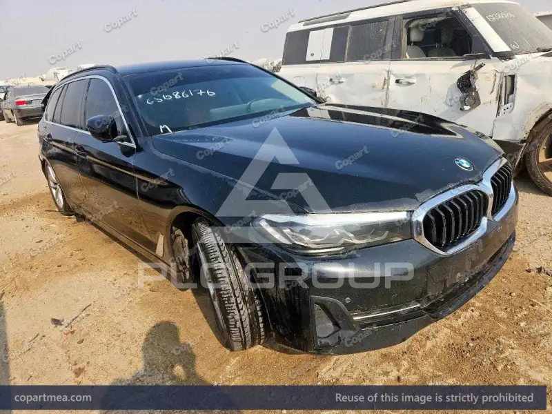 2023 BMW 520