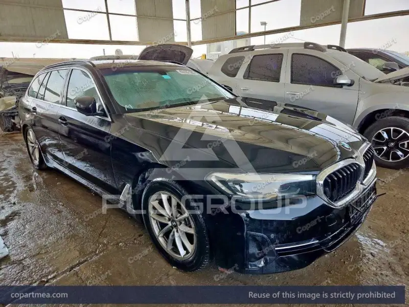 2023 BMW 520