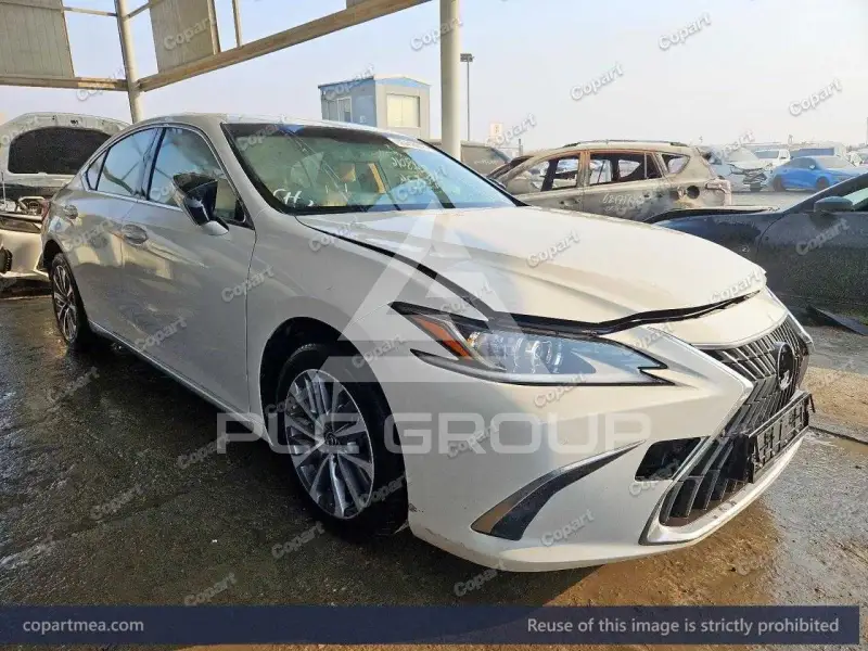 2023 Lexus ES300