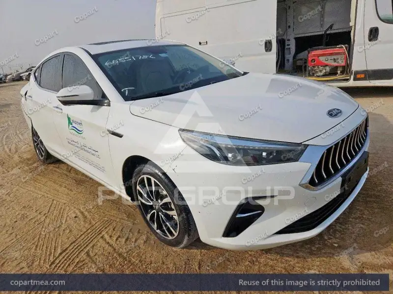 2023 JAC J7