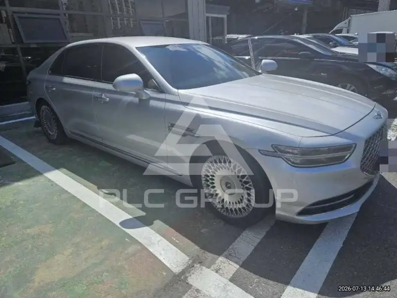 2019 Genesis G90