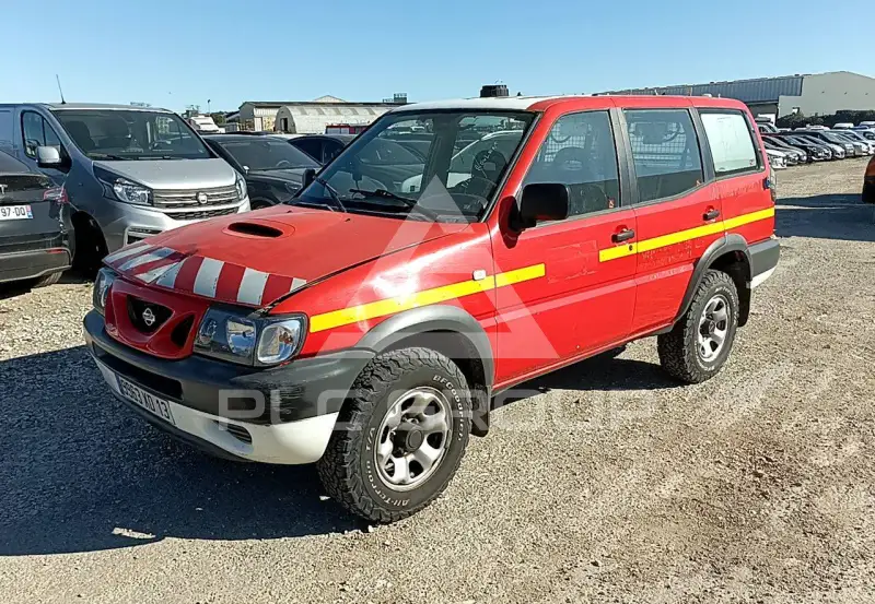 2000 Nissan Terrano