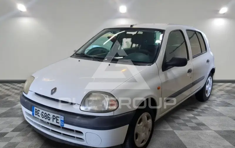 2000 Renault Clio