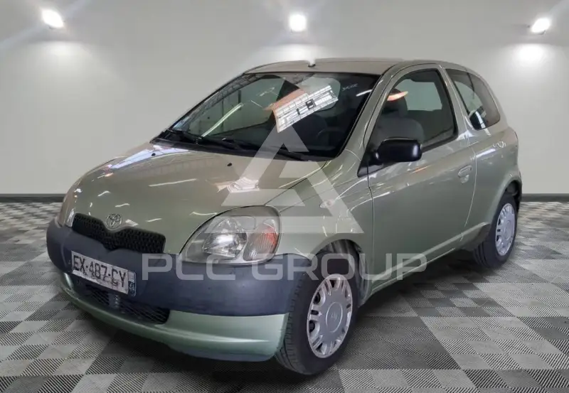 2003 Toyota YARIS