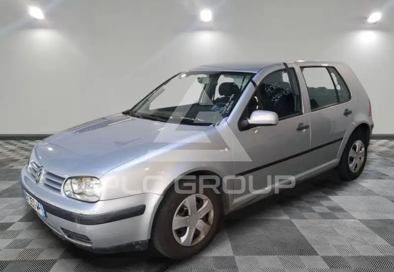 2003 Volkswagen GOLF