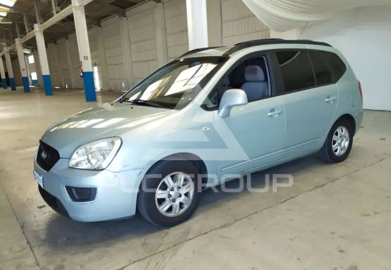 2008 KIA Carens