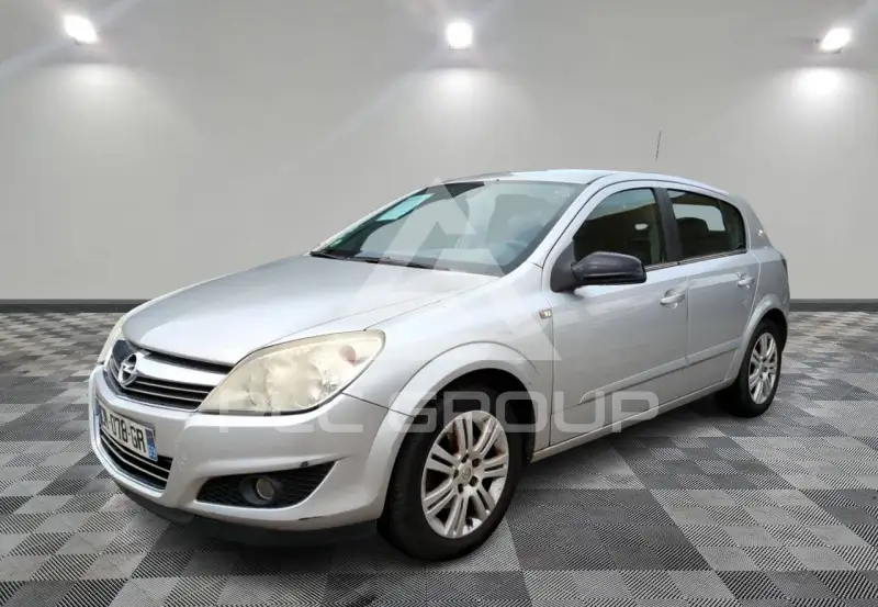 2008 Opel Astra