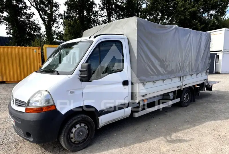 2009 Renault Master