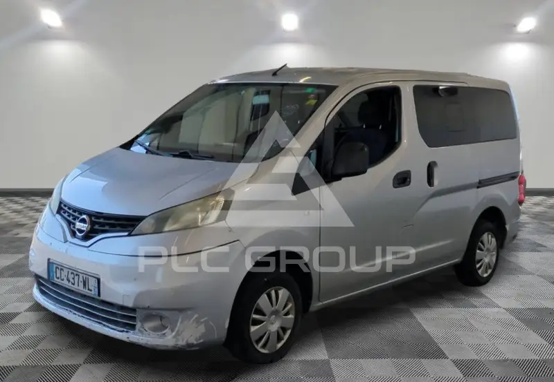 2010 Nissan NV 200