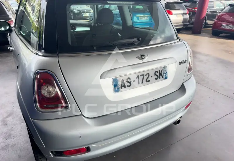 2010 Mini COOPER
