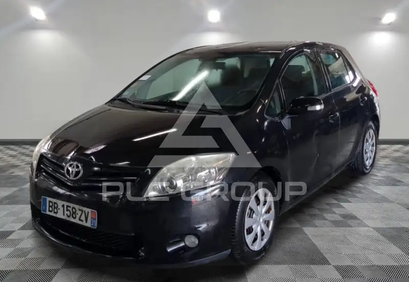 2010 Toyota AURIS