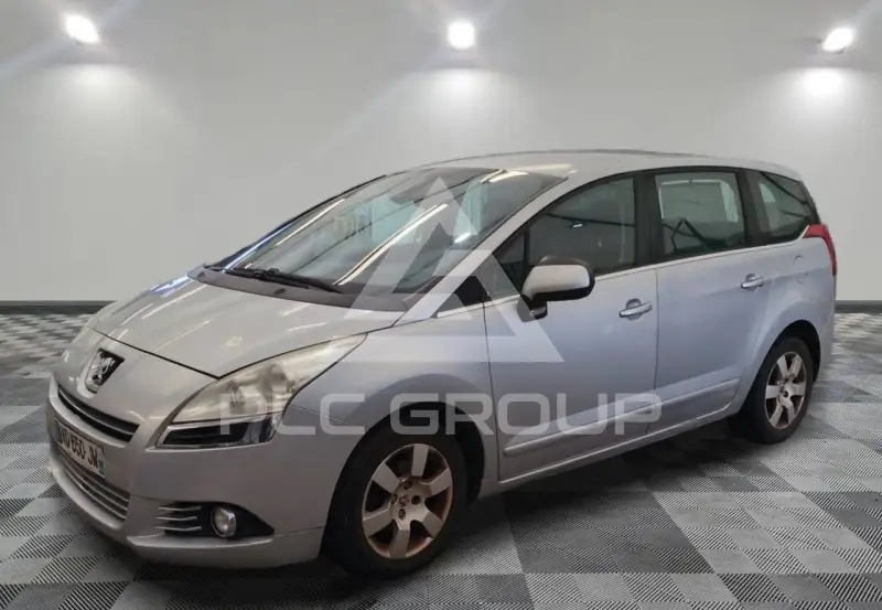 2010 Peugeot 5008