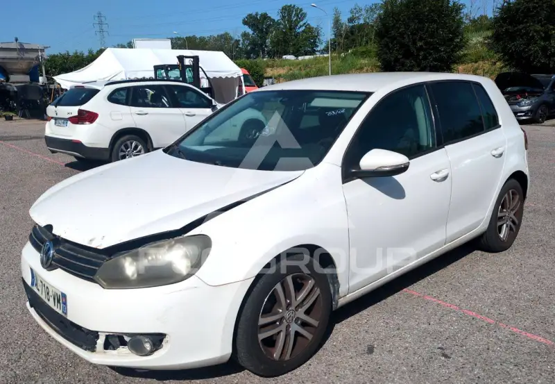 2010 Volkswagen GOLF