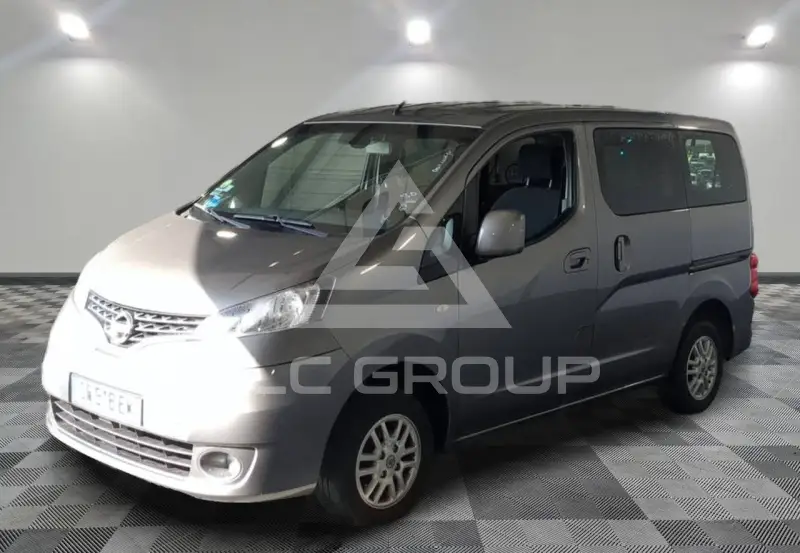 2011 Nissan NV 200