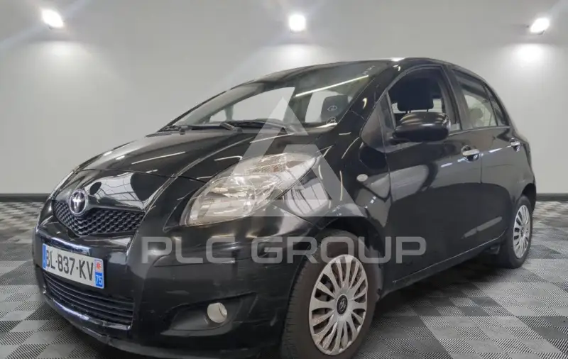 2011 Toyota YARIS