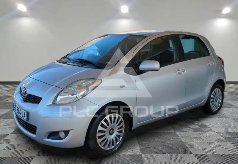 2011 Toyota YARIS