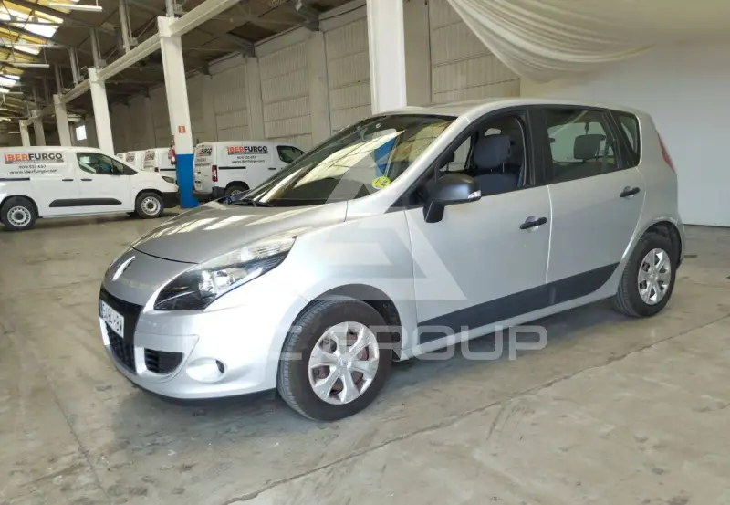 2011 Renault Scenic