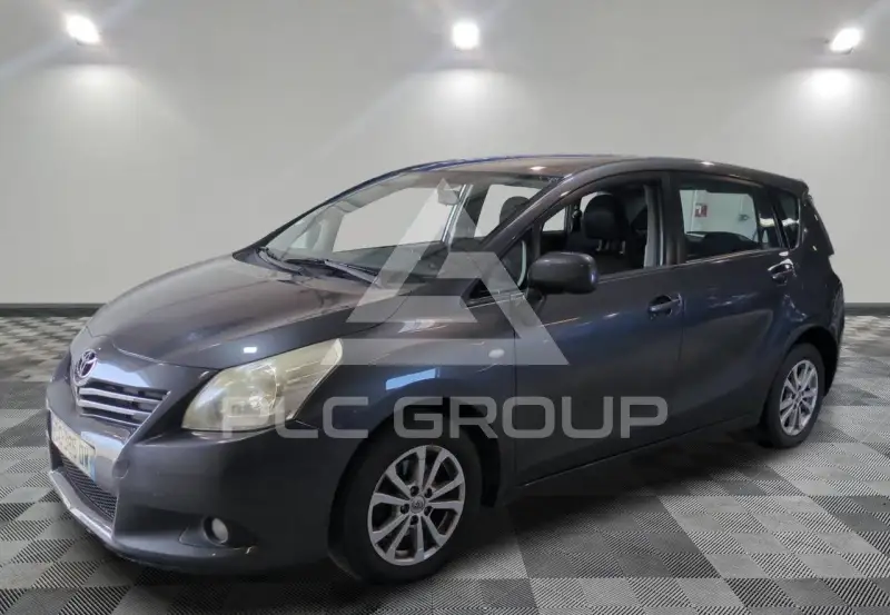 2012 Toyota VERSO