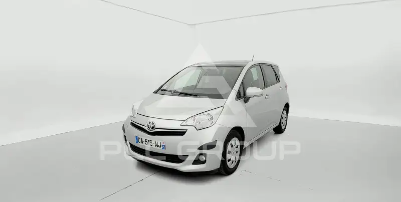 2012 Toyota VERSO
