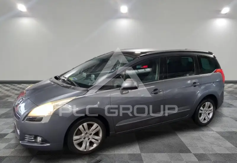 2012 Peugeot 5008