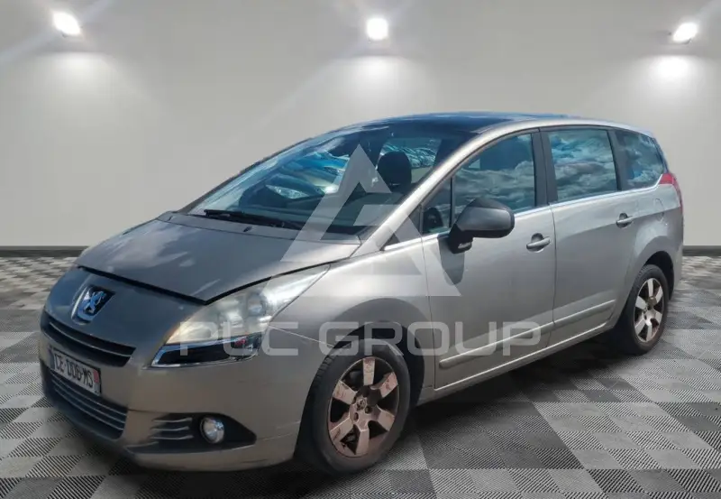 2012 Peugeot 5008
