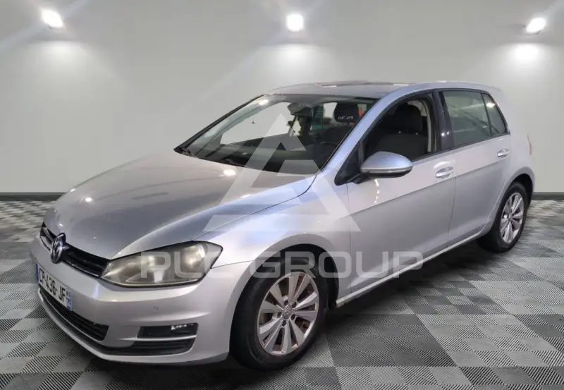 2012 Volkswagen GOLF