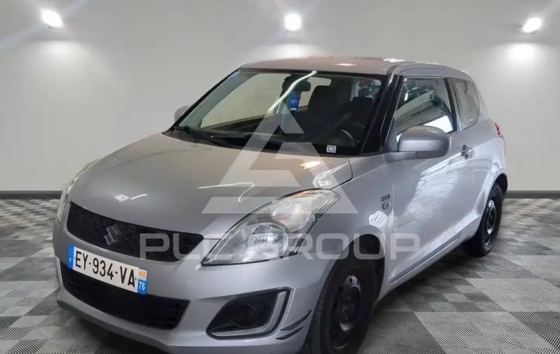 2013 Suzuki SWIFT
