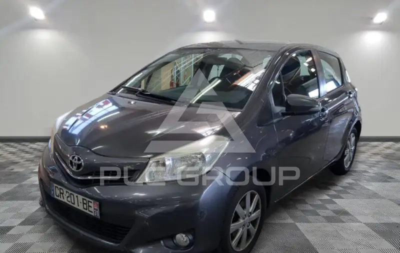 2013 Toyota YARIS